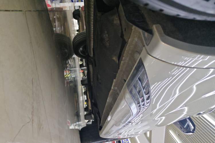 Used Hongqi HS5 2023 2.0T Qixiang Pro Edition Right Side Sill