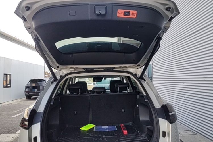 Used Hongqi HS5 2023 2.0T Qixiang Pro Edition Trunk