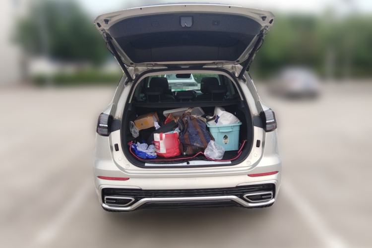 Used Hongqi HS5 2023 2.0T Qixiang Pro Edition Trunk