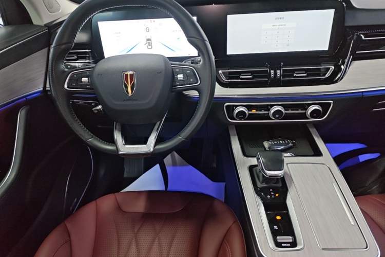Used Hongqi HS5 2025 2.0T All-Wheel-Drive Flagship Pro Edition Audio And AC Panel