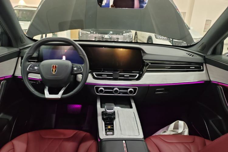 Used Hongqi HS5 2025 2.0T All-Wheel-Drive Xuan Ying Version Center Console