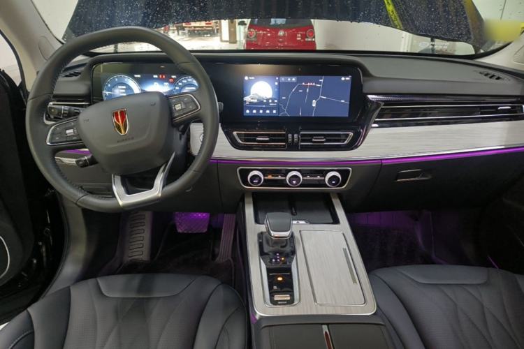 Used Hongqi HS5 2025 2.0T Two-Wheel Drive Flagship Pro Edition Center Console