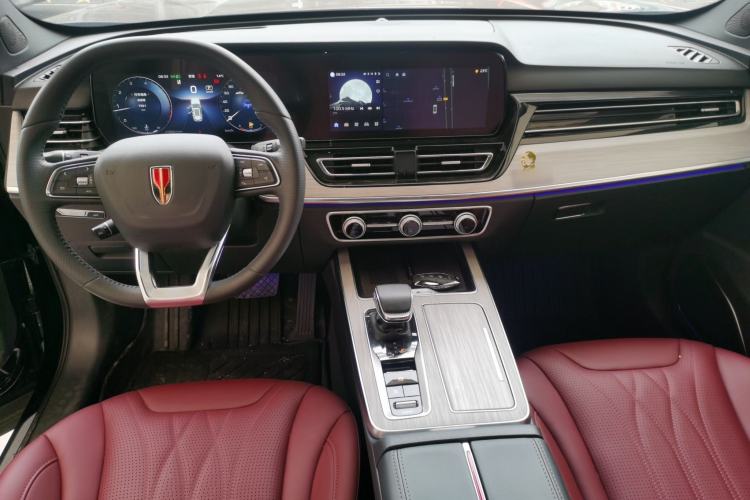 Used Hongqi HS5 2025 2.0T Two-Wheel-Drive Xuan Ying Edition Center Console