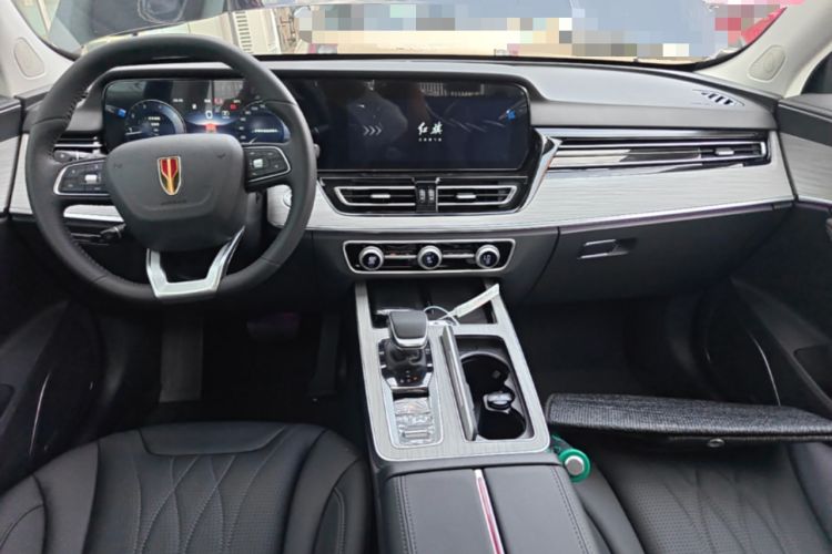 Used Hongqi HS5 2025 2.0T Two-Wheel Drive Flagship Pro Edition Center Console