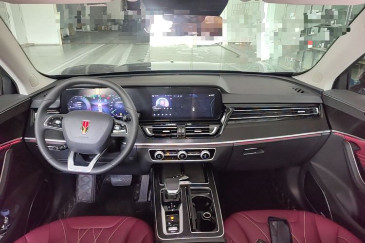 Used Hongqi HS5 2025 2.0T Two-Wheel-Drive Xuan Ying Edition Center Console