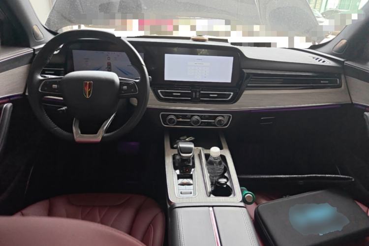 Used Hongqi HS5 2025 2.0T All-Wheel-Drive Xuan Ying Version Center Console