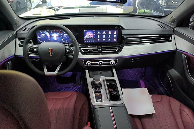Used Hongqi HS5 2025 2.0T Two-Wheel-Drive Xuan Ying Edition Center Console