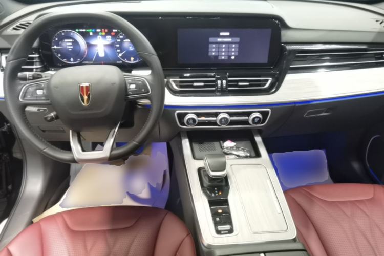 Used Hongqi HS5 2025 2.0T All-Wheel-Drive Xuan Ying Version Center Console