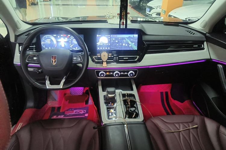 Used Hongqi HS5 2025 2.0T Two-Wheel Drive Flagship Pro Edition Center Console