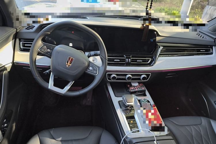 Used Hongqi HS5 2025 2.0T Two-Wheel-Drive Xuan Ying Edition Center Console