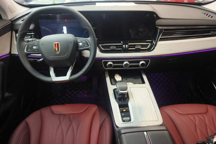 Used Hongqi HS5 2025 2.0T Two-Wheel Drive Flagship Pro Edition Center Console