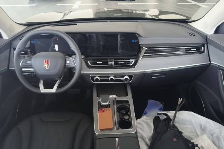 Used Hongqi HS5 2025 2.0T Two-Wheel Drive Flagship Pro Edition Center Console
