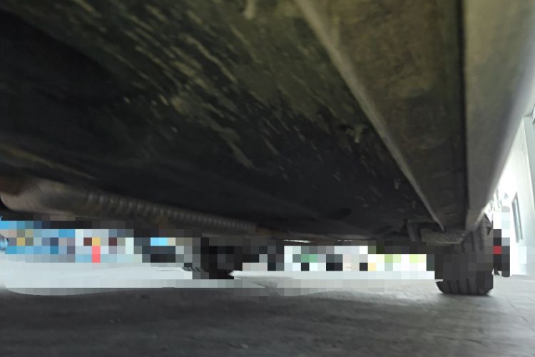 Used Hongqi HS5 2025 2.0T All-Wheel-Drive Xuan Ying Version Chassis Front Left