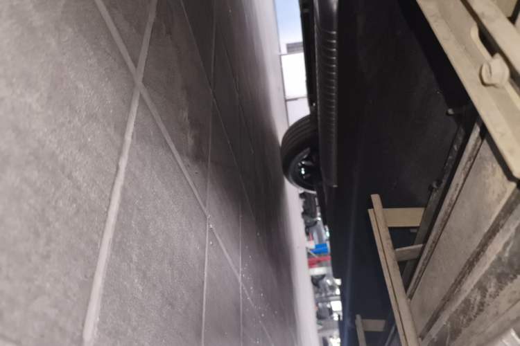 Used Hongqi HS5 2025 2.0T Two-Wheel-Drive Xuan Ying Edition Chassis Front Left