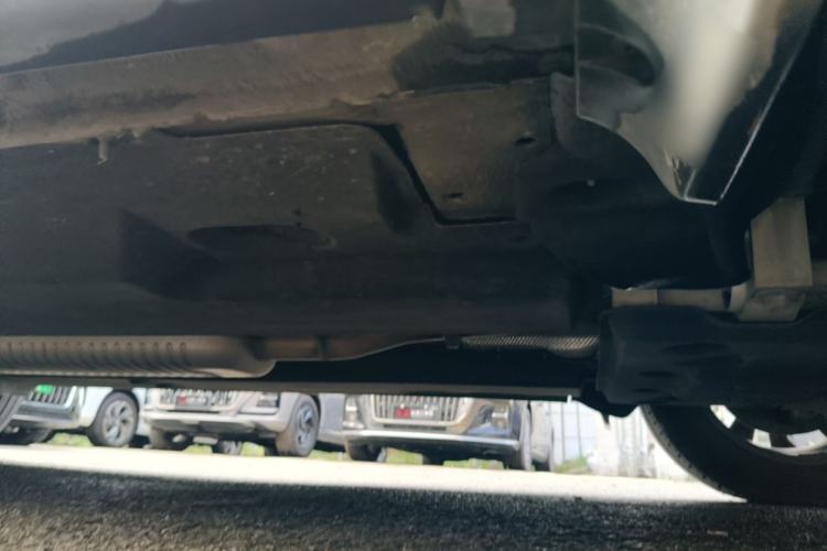 Used Hongqi HS5 2025 2.0T Two-Wheel Drive Flagship Pro Edition Chassis Front Right
