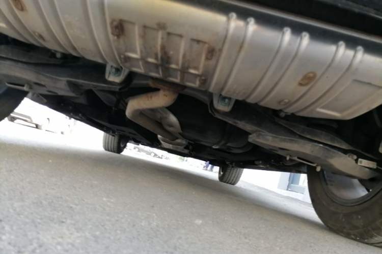 Used Hongqi HS5 2025 2.0T Two-Wheel Drive Flagship Pro Edition Chassis Rear