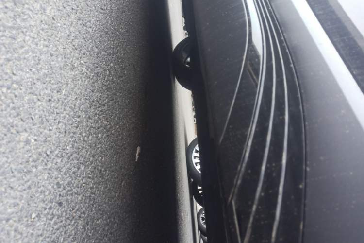 Used Hongqi HS5 2025 2.0T Two-Wheel-Drive Xuan Ying Edition Chassis Rear Left