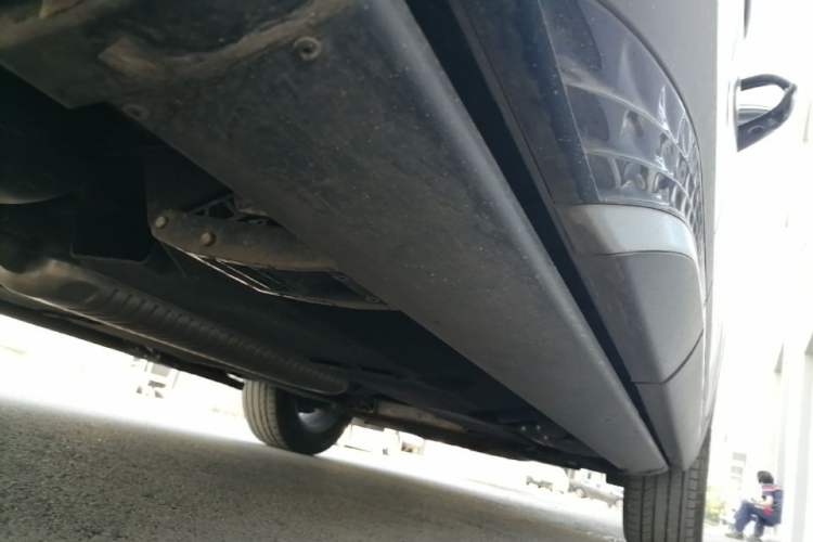 Used Hongqi HS5 2025 2.0T Two-Wheel Drive Flagship Pro Edition Chassis Rear Right
