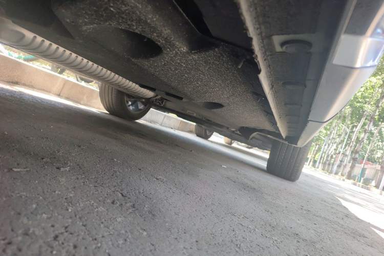 Used Hongqi HS5 2025 2.0T All-Wheel-Drive Flagship Pro Edition Chassis Rear Right