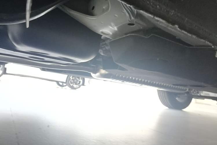 Used Hongqi HS5 2025 2.0T Two-Wheel Drive Flagship Pro Edition Chassis Rear Right