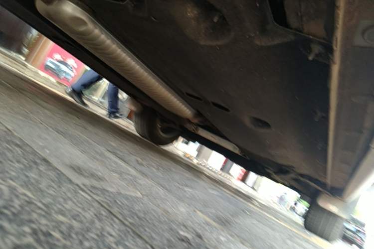 Used Hongqi HS5 2025 2.0T Two-Wheel Drive Flagship Pro Edition Chassis Rear Right