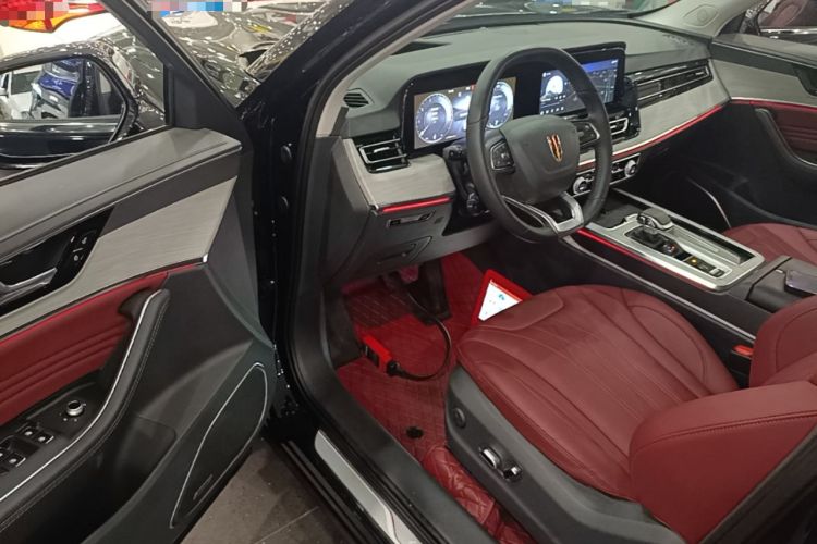 Used Hongqi HS5 2025 2.0T Two-Wheel-Drive Xuan Ying Edition Driver Seat