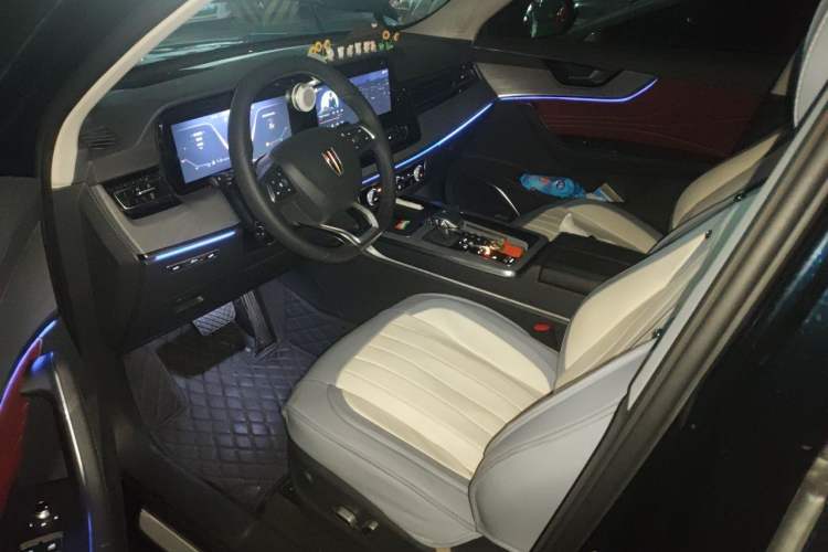Used Hongqi HS5 2025 2.0T All-Wheel-Drive Flagship Pro Edition Driver Seat