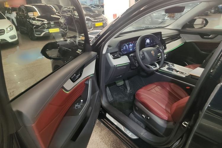 Used Hongqi HS5 2025 2.0T Two-Wheel Drive Flagship Pro Edition Driver Seat