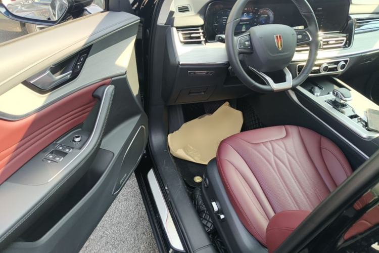 Used Hongqi HS5 2025 2.0T All-Wheel-Drive Flagship Pro Edition Driver Seat