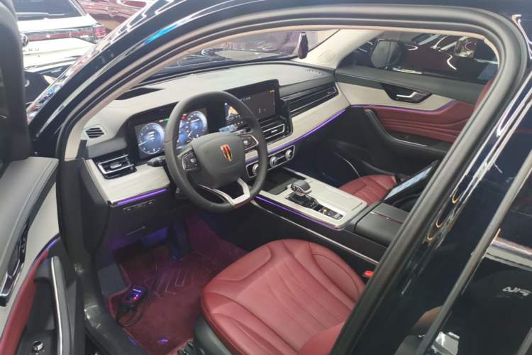 Used Hongqi HS5 2025 2.0T Two-Wheel Drive Flagship Pro Edition Driver Seat