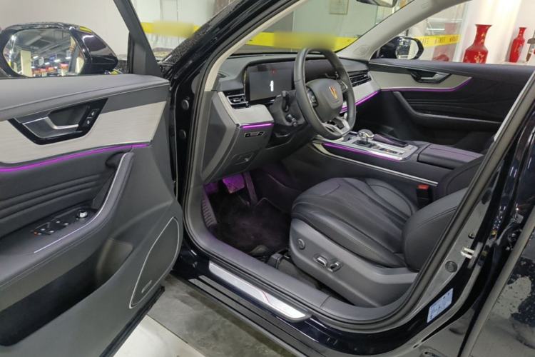 Used Hongqi HS5 2025 2.0T Two-Wheel Drive Flagship Pro Edition Driver Seat