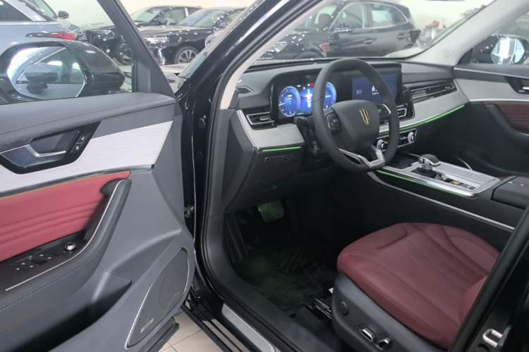 Used Hongqi HS5 2025 2.0T Two-Wheel Drive Flagship Pro Edition Driver Seat