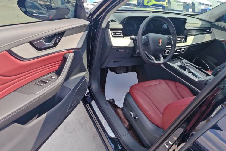 Used Hongqi HS5 2025 2.0T All-Wheel-Drive Flagship Pro Edition Driver Seat