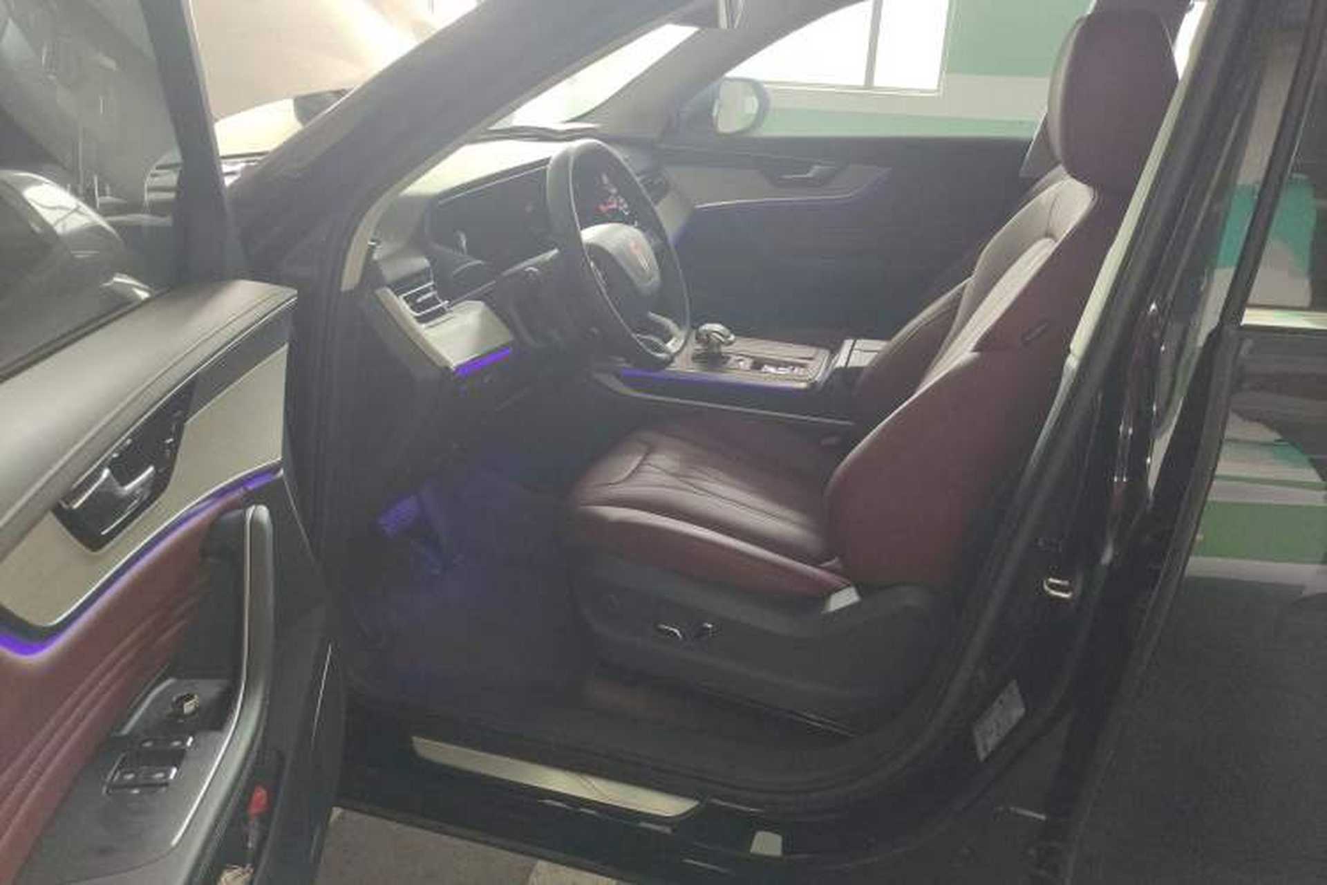 Used Hongqi HS5 2025 2.0T Two-Wheel Drive Flagship Pro Edition Driver Seat