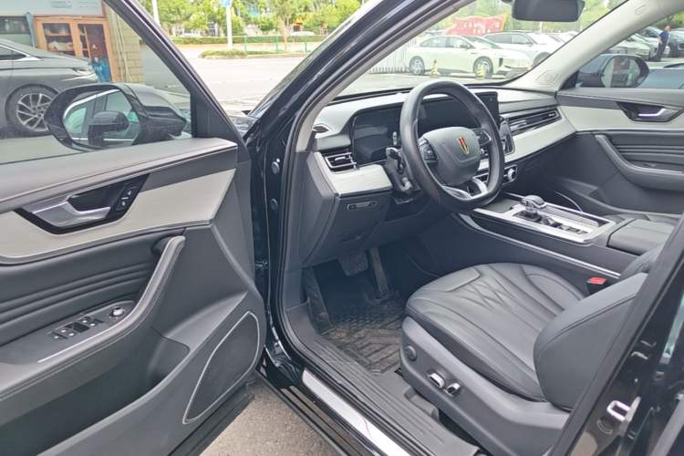 Used Hongqi HS5 2025 2.0T Two-Wheel Drive Flagship Pro Edition Driver Seat