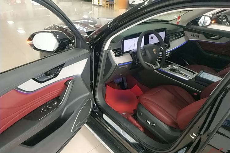 Used Hongqi HS5 2025 2.0T Two-Wheel Drive Flagship Pro Edition Driver Seat