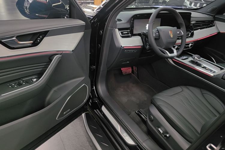 Used Hongqi HS5 2025 2.0T All-Wheel-Drive Xuan Ying Version Driver Seat