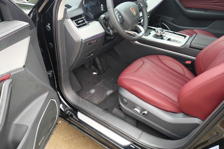 Used Hongqi HS5 2025 2.0T Two-Wheel Drive Flagship Pro Edition Driver Seat