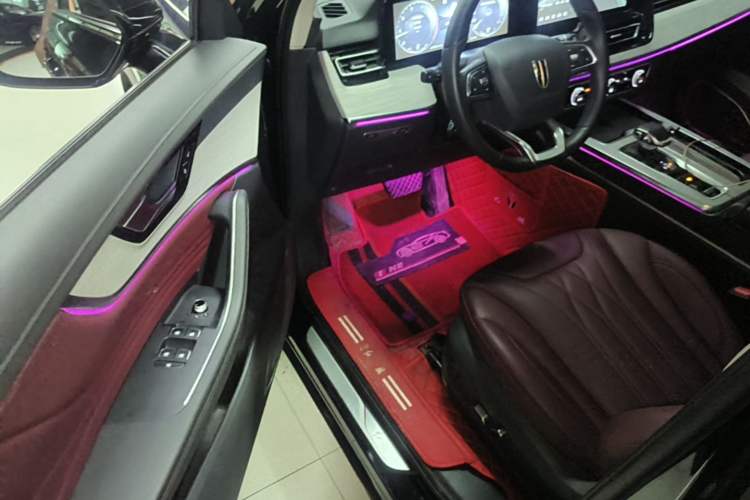 Used Hongqi HS5 2025 2.0T Two-Wheel Drive Flagship Pro Edition Driver Seat