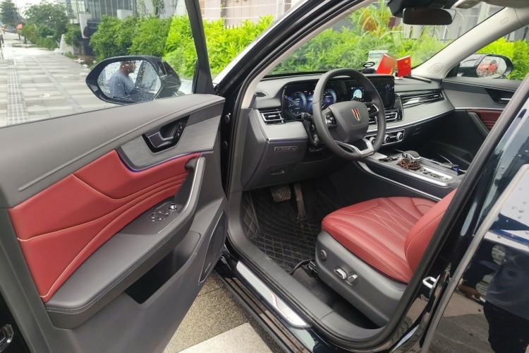 Used Hongqi HS5 2025 2.0T Two-Wheel Drive Flagship Pro Edition Driver Seat