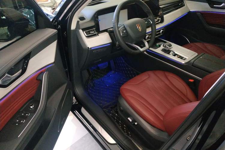 Used Hongqi HS5 2025 2.0T Two-Wheel Drive Flagship Pro Edition Driver Seat