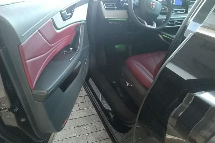 Used Hongqi HS5 2025 2.0T Two-Wheel Drive Flagship Pro Edition Driver Seat