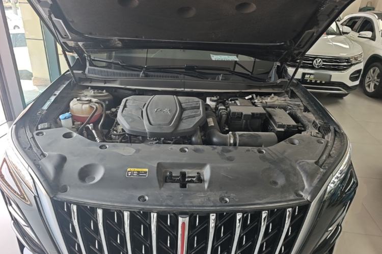 Used Hongqi HS5 2025 2.0T Two-Wheel Drive 600 000-Vehicle Commemorative Edition Engine Bay
