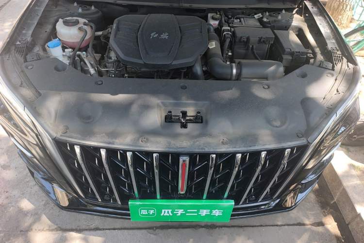 Used Hongqi HS5 2025 2.0T All-Wheel-Drive Flagship Pro Edition Engine Bay