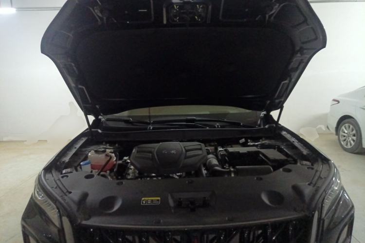 Used Hongqi HS5 2025 2.0T Two-Wheel-Drive Xuan Ying Edition Engine Bay