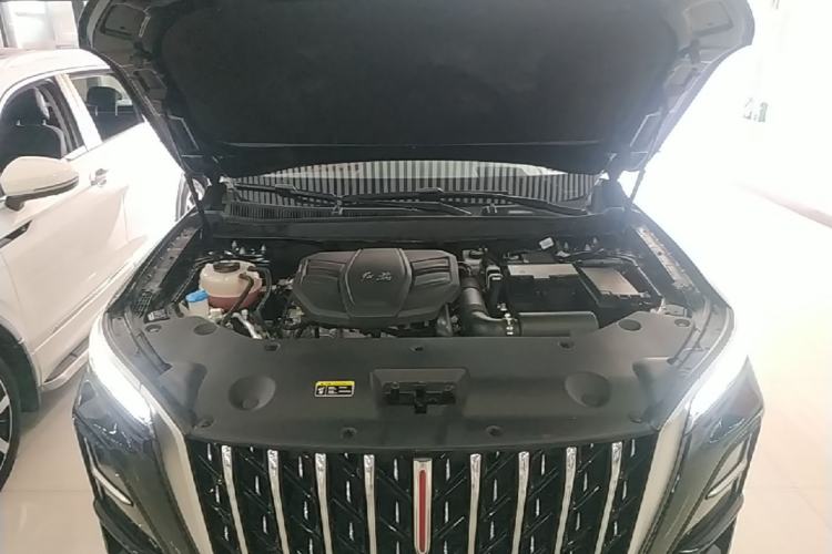 Used Hongqi HS5 2025 2.0T Two-Wheel Drive Flagship Pro Edition Engine Bay