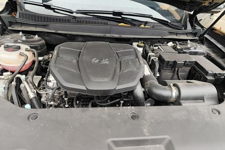 Used Hongqi HS5 2025 2.0T Two-Wheel Drive Flagship Pro Edition Engine Bay