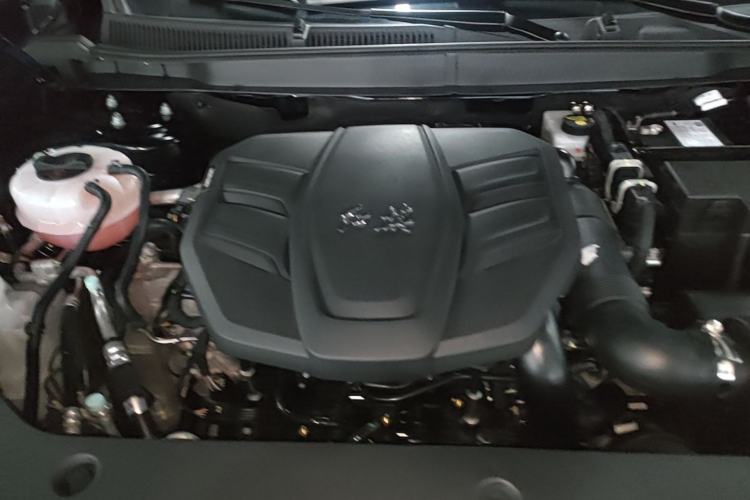 Used Hongqi HS5 2025 2.0T Two-Wheel Drive Flagship Pro Edition Engine Bay