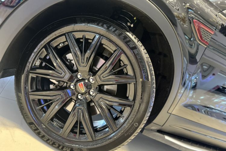 Used Hongqi HS5 2025 2.0T All-Wheel-Drive Xuan Ying Version Exterior 2
