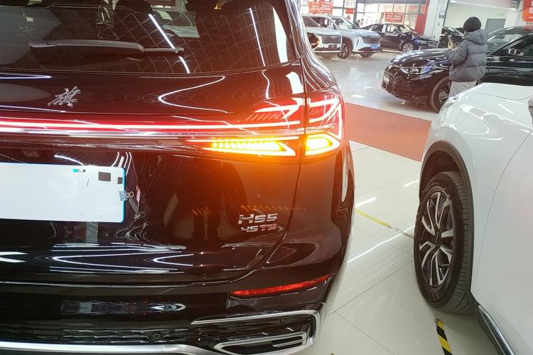 Used Hongqi HS5 2025 2.0T Two-Wheel Drive Flagship Pro Edition Exterior 3